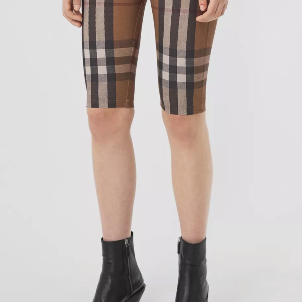 Burberry two piece - Picture 2 of 3